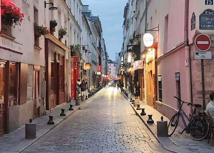 아파트 -paris Bastille Light 파리